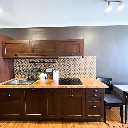 Dome Square Apartment, Old Town Apartamento *